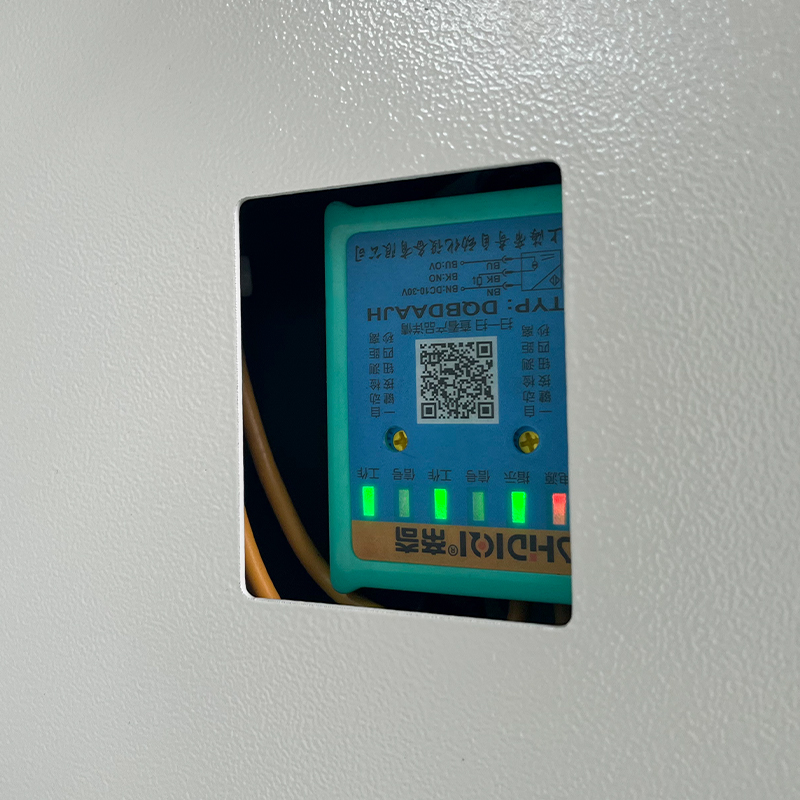 ماكينة حياكة الياقات GS-C352 مقاس 52 بوصة بثلاثة أنظمة كاملة الوظائف